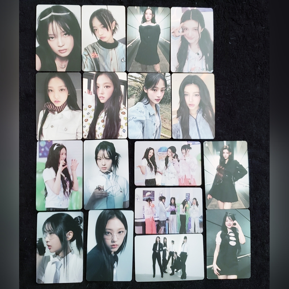 New Jeans K-Pop Photocard Collection